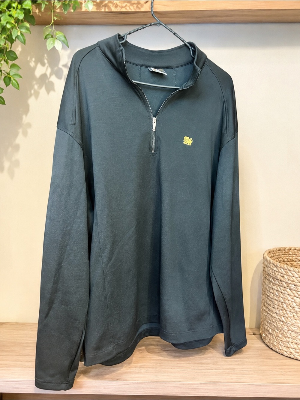 Nike Golf Men’s XXL Black 1/4 Zip Cambria Dragon Logo Pullover